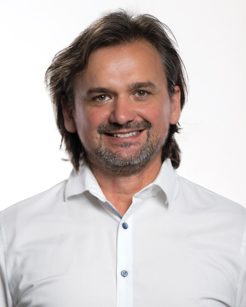 PhDr. Mgr. Jozef Kanuščák, MBA